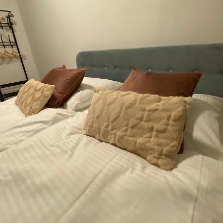 Urbansuites - Modern & Zentral In Der City - Dein Zuhause In สตุตการ์ต ภายนอก รูปภาพ