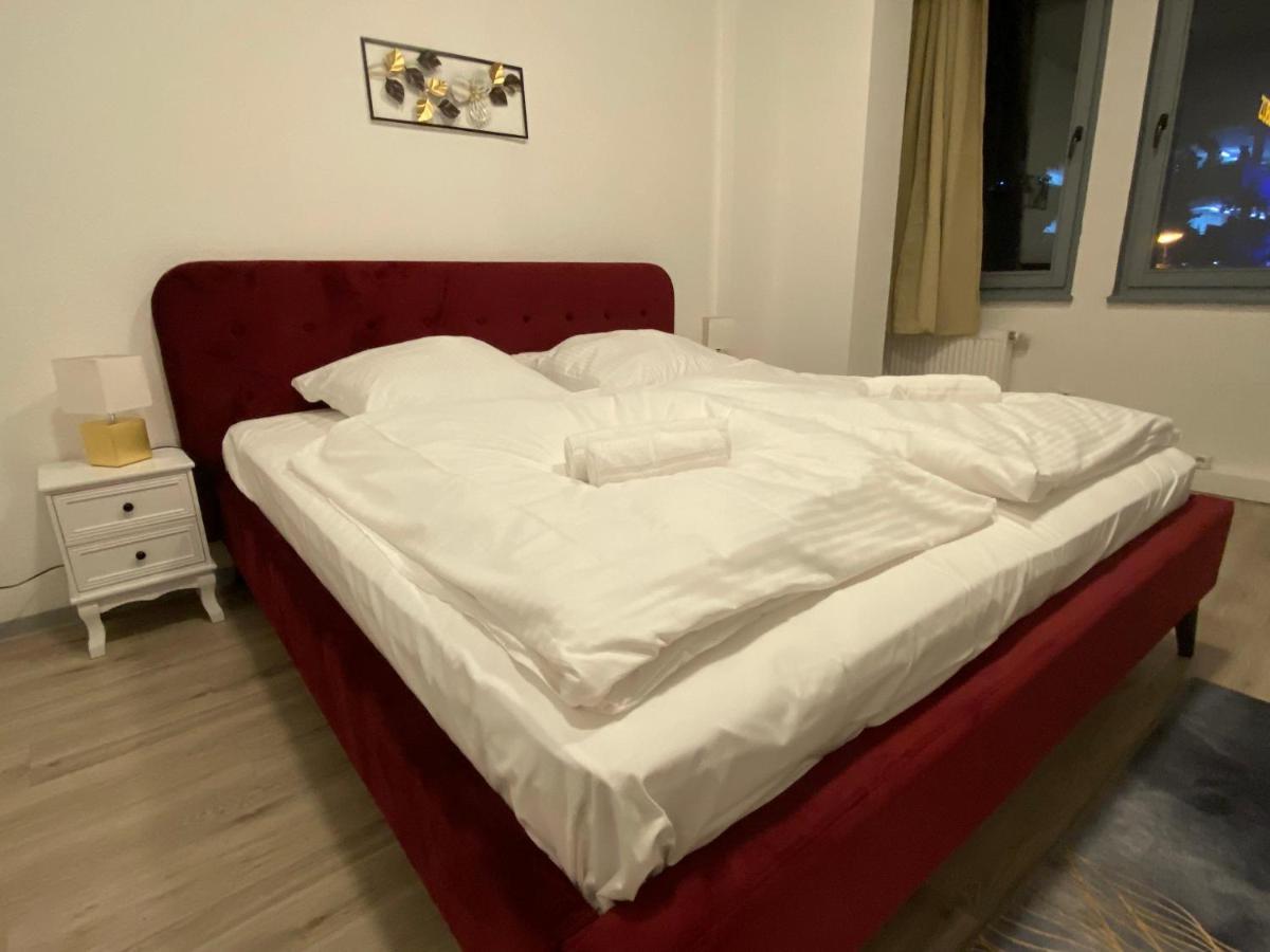 Urbansuites - Modern & Zentral In Der City - Dein Zuhause In สตุตการ์ต ภายนอก รูปภาพ