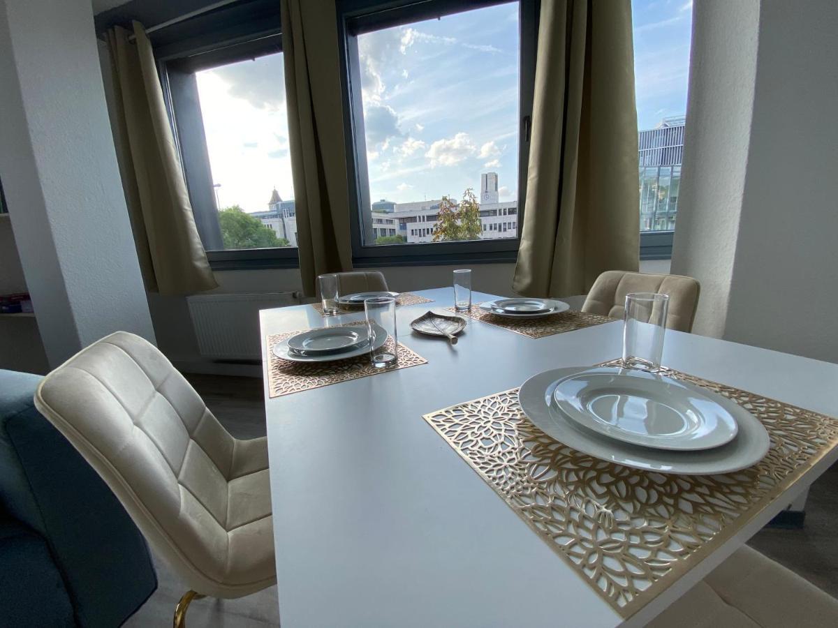 Urbansuites - Modern & Zentral In Der City - Dein Zuhause In สตุตการ์ต ภายนอก รูปภาพ